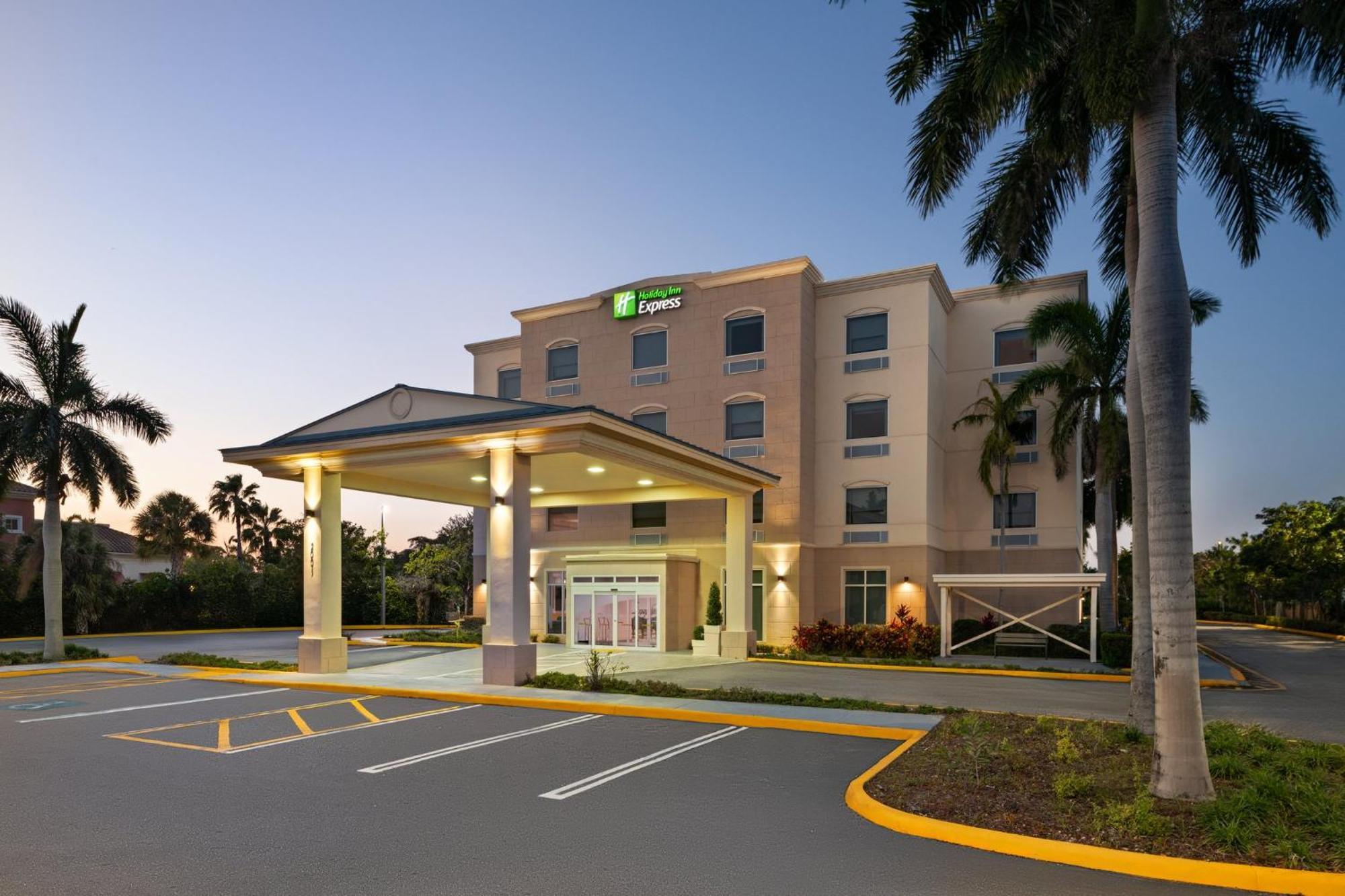 Holiday Inn Express & Suites Boynton Beach West By Ihg Eksteriør bilde