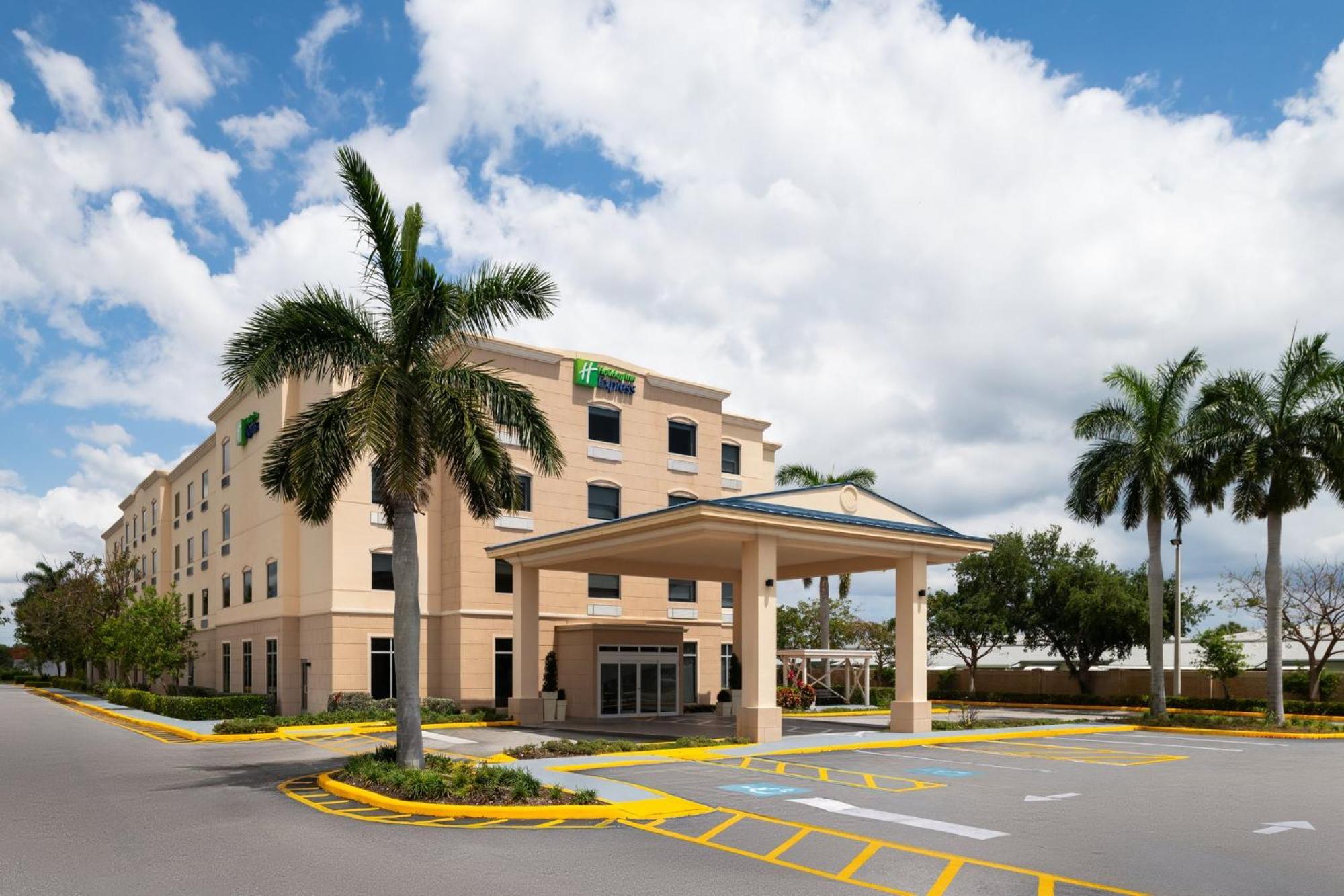 Holiday Inn Express & Suites Boynton Beach West By Ihg Eksteriør bilde